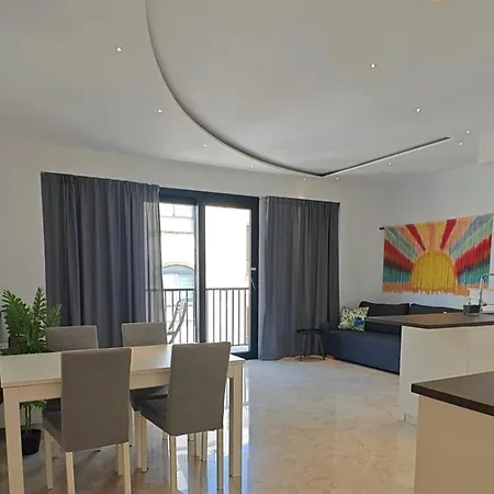 Garden-view 1br Spinola Bay Couples Only Aged 30